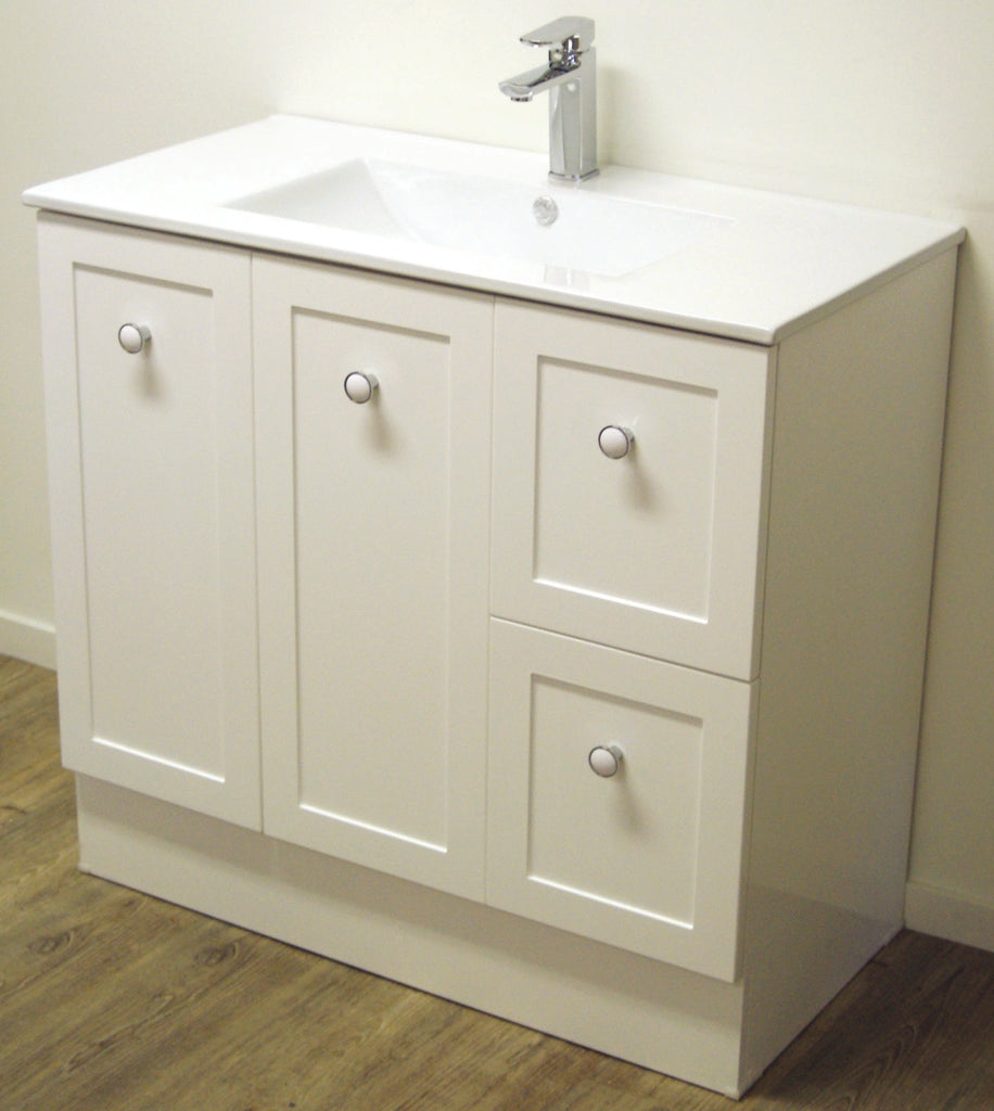 900 HAMPTON Vanity, Kickboard, Ceramic Top – Better Bathrooms